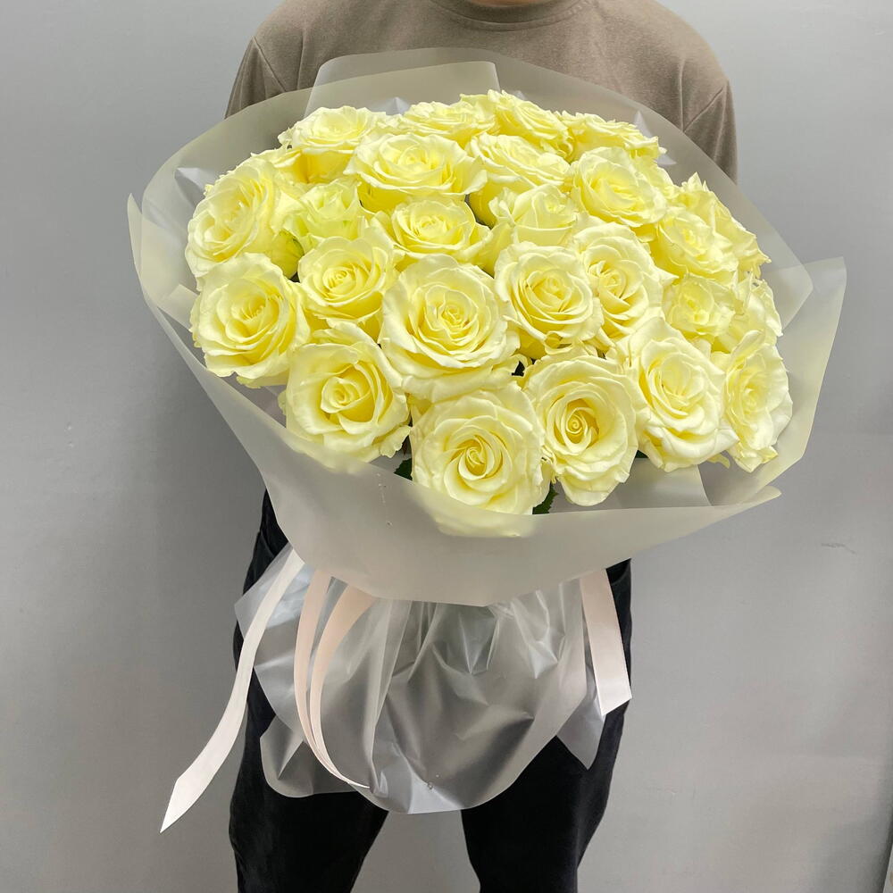 Белые прекрасные розы 🥰