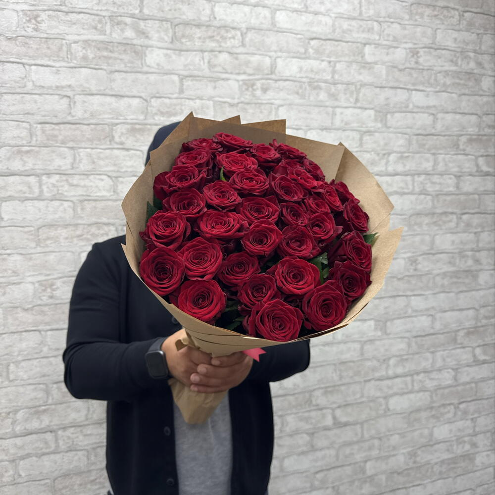 Красные розы в крафте 🌹🌹🌹🌹🌹