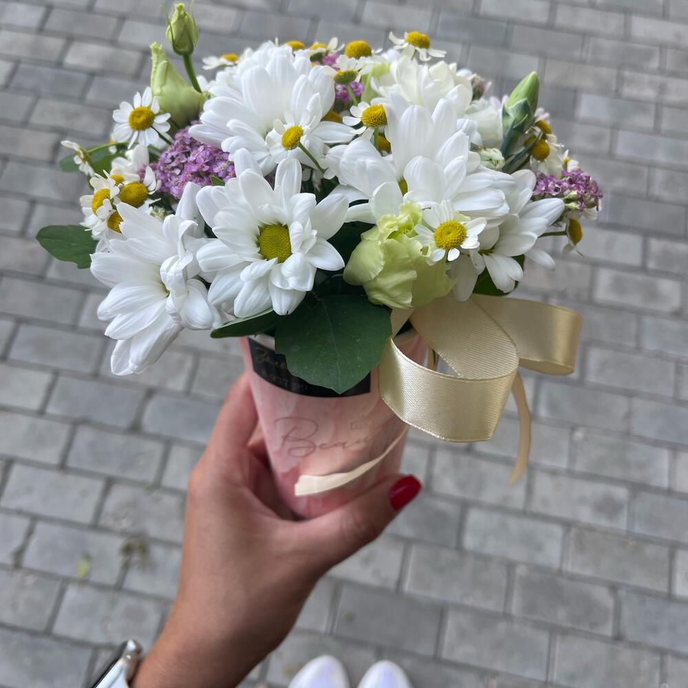 Цветы в коробке « Мини комплимент»
