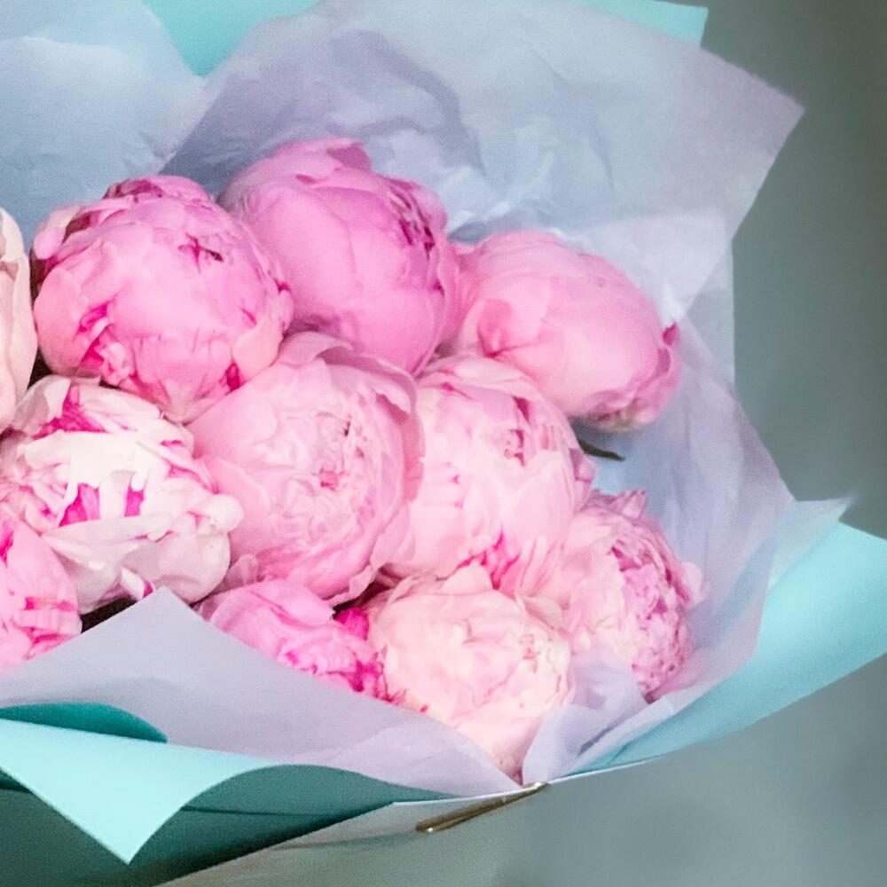 Bouquet of 11 pink peonies: Pink 11