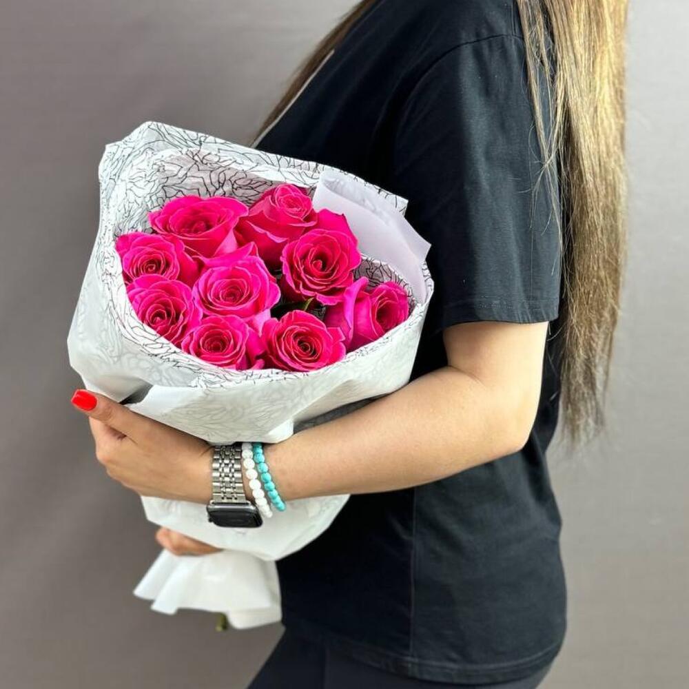 Букет цветов из 9 розовых роз S