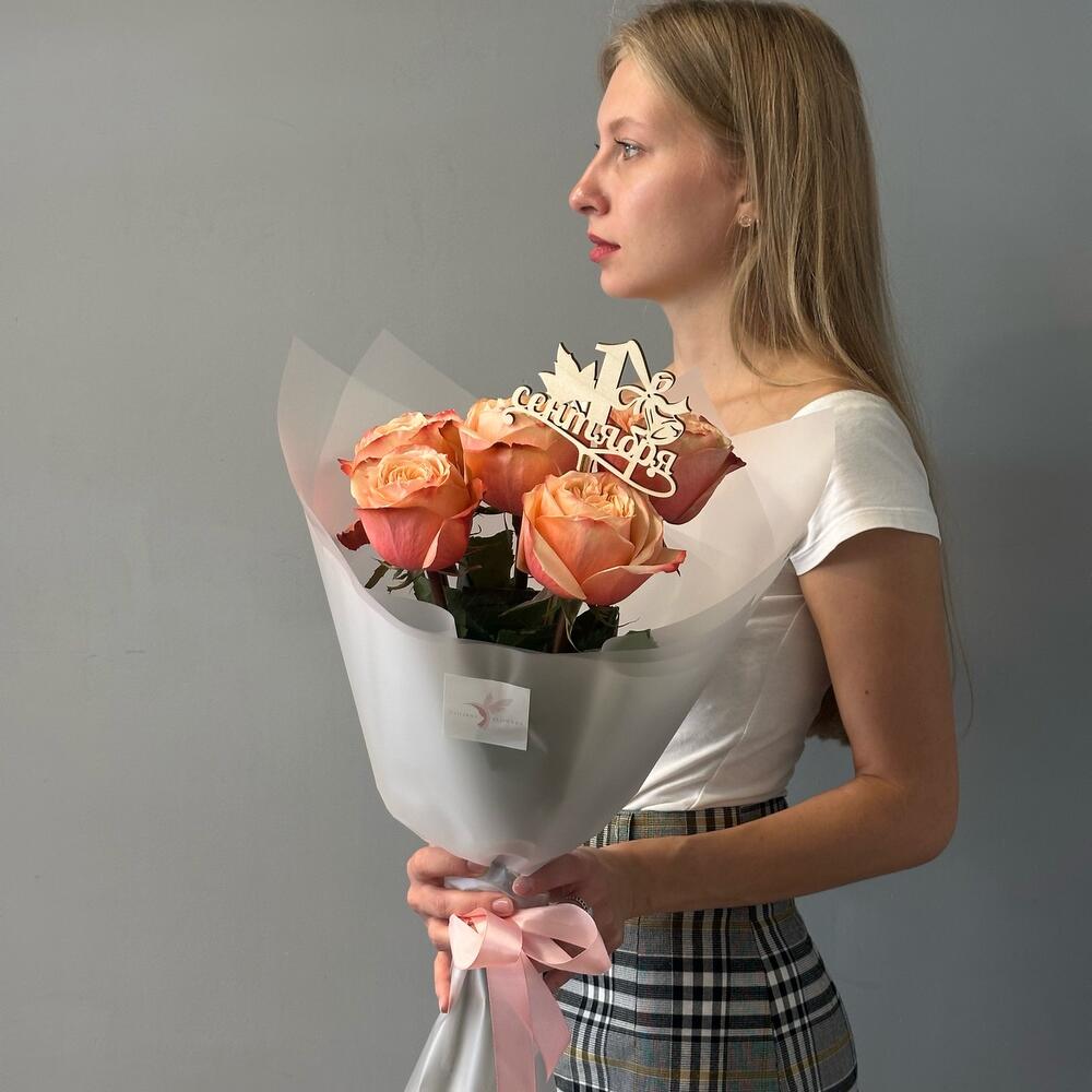 Монобукет из роз «Back to school»