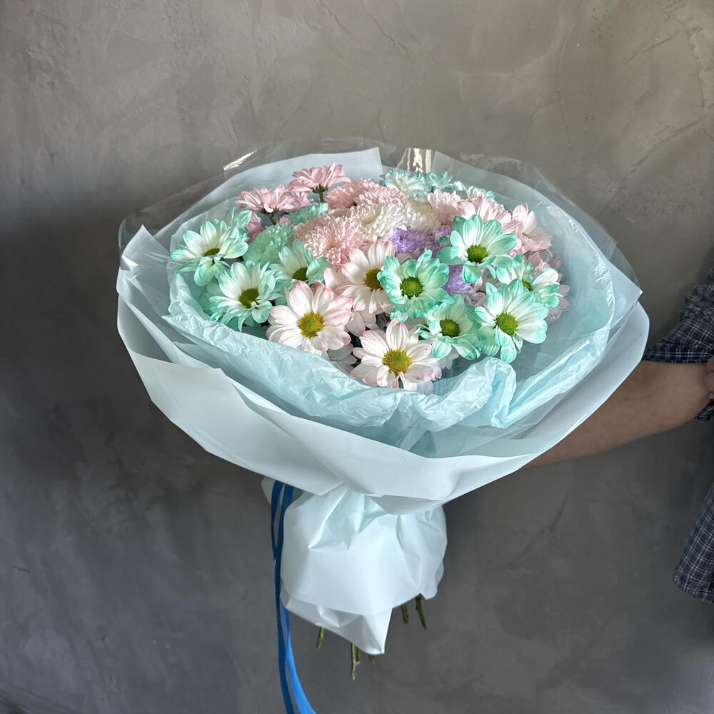 Разноцветные ромашки