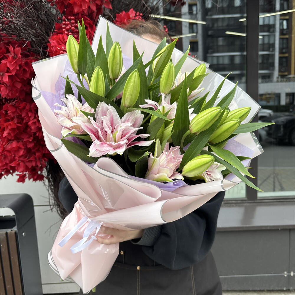 Букет ароматной лилии 💗💗💗