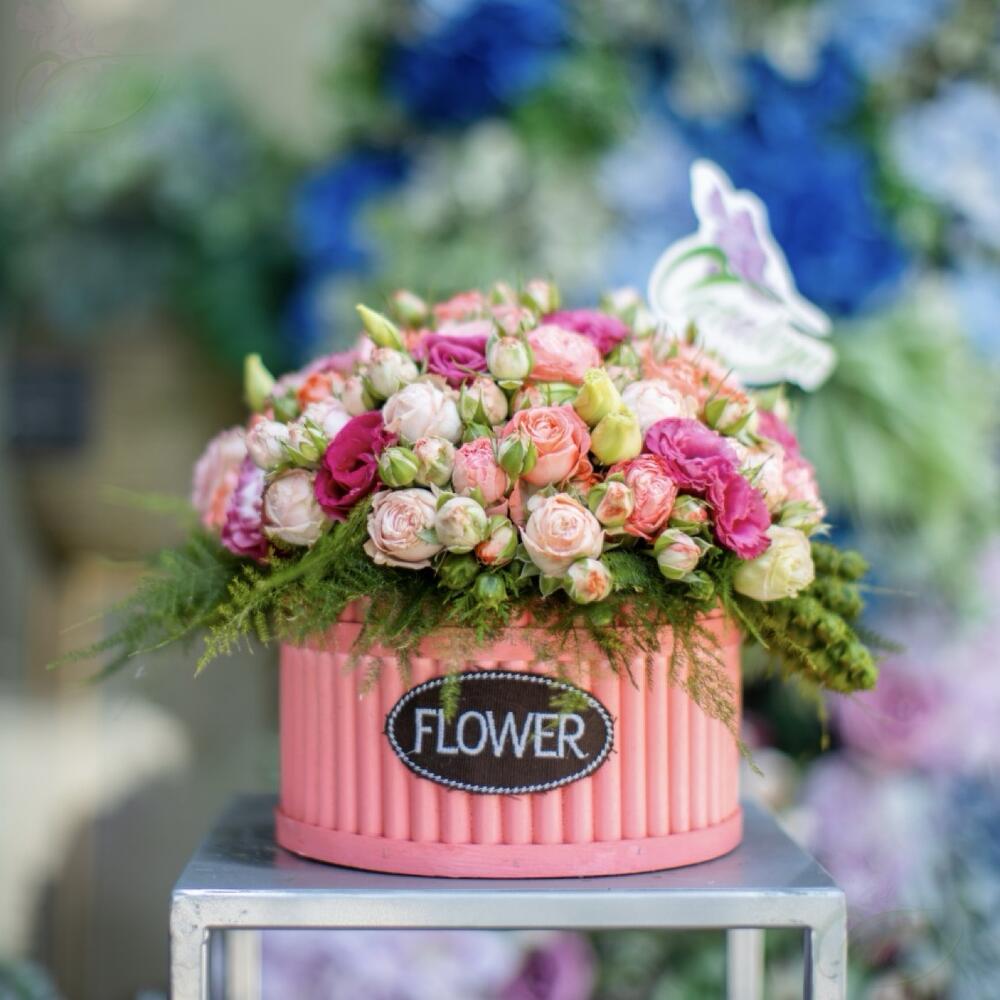 Цветы в коробке 🌸