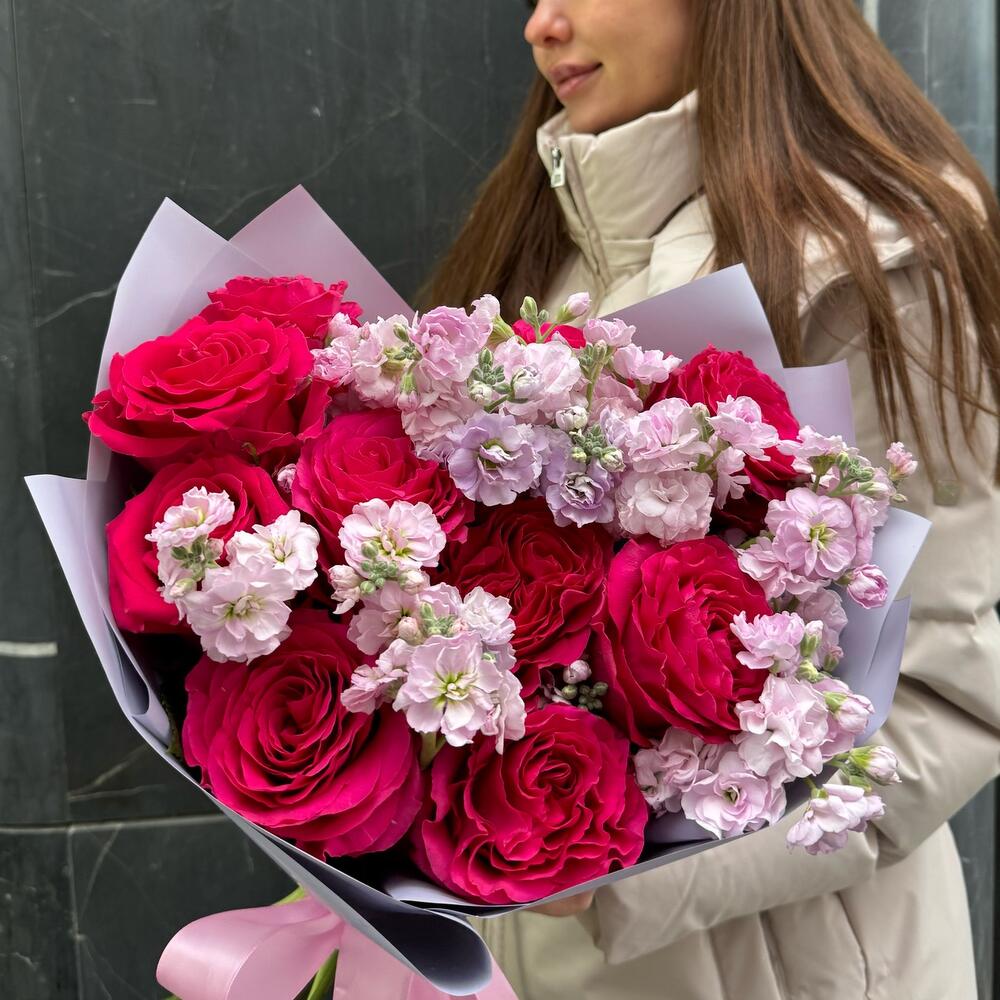 Букет «малина под снегом»