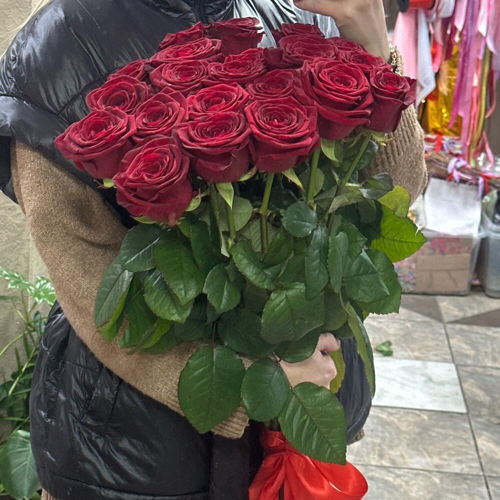 Букет 19 роз 80 см