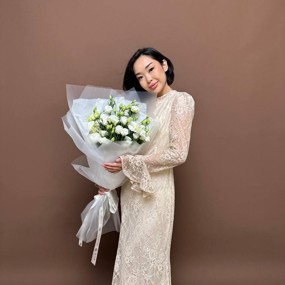 Bouquet of lisianthus