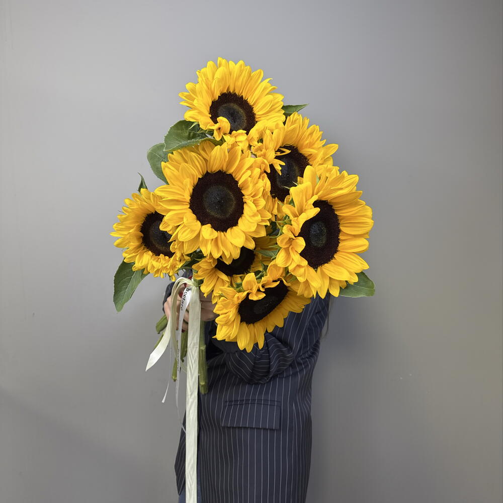 Моно букет с подсолнухами 🌼
