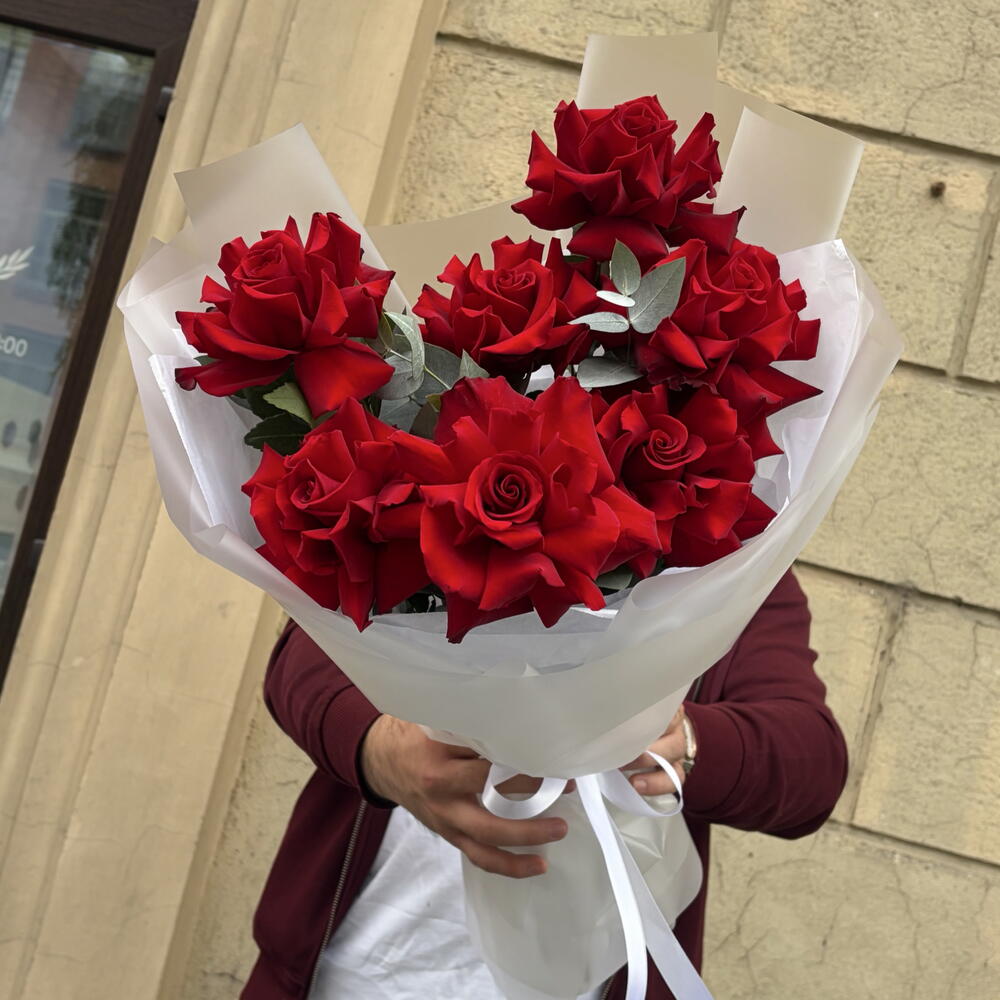 Букет ️‍🔥 «Семь мгновений нежности»  из французских роз