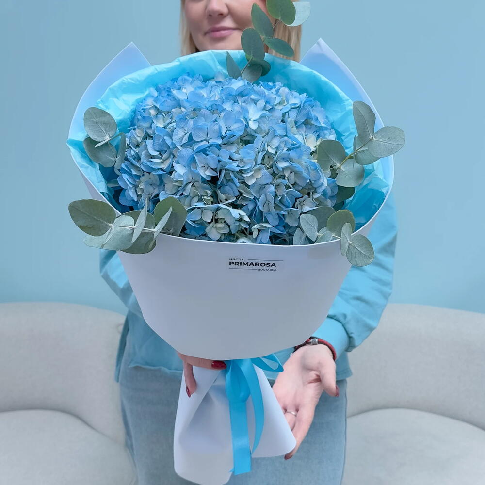 Букет из 1 голубой гортензии с эвкалиптом «Небесный»💙 39979