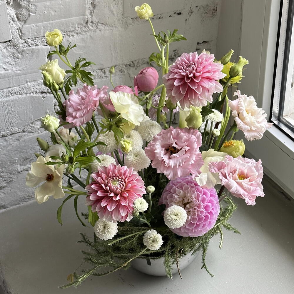 Цветочная полянка 🌸🤍