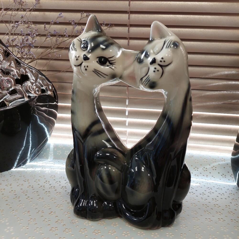 Коты Обнимаки