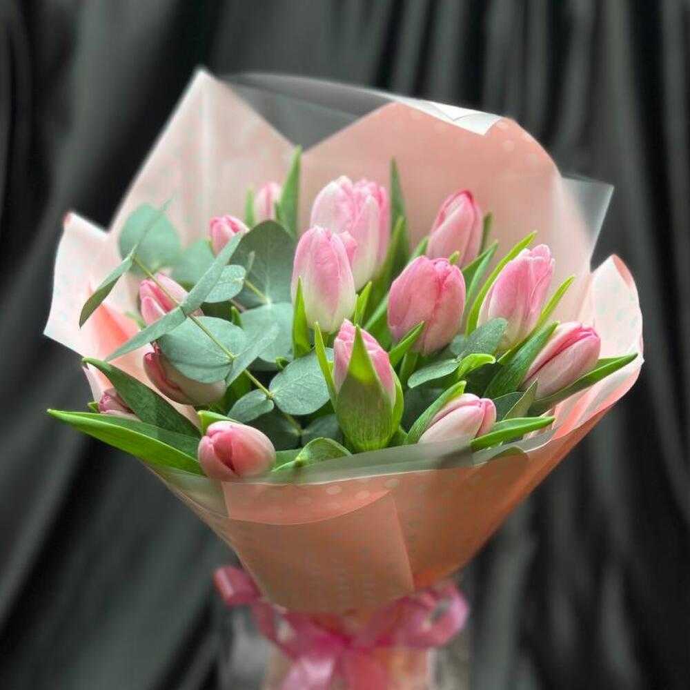 Delicate Tulips 15pcs Holland