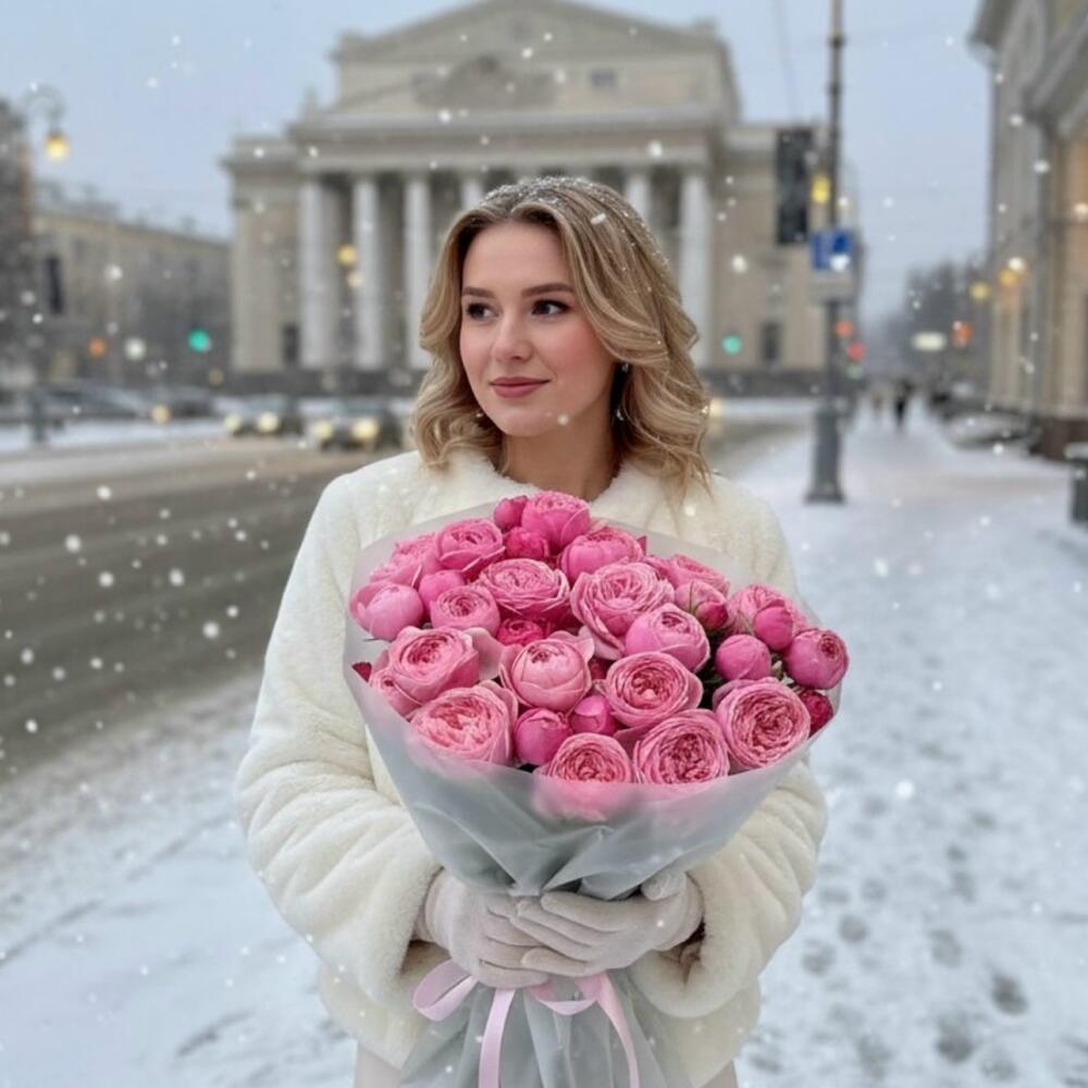 Моно букет из пионовидной розы Сильва пинк
