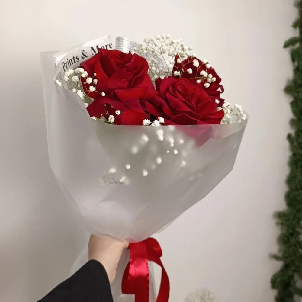 Цветы маленький букет красное белое