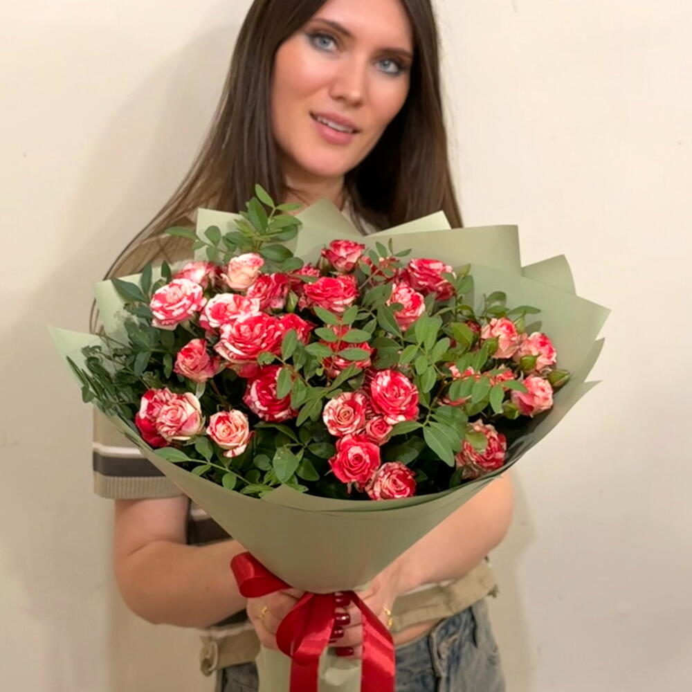 Букет из розы фаерворкс с фисташкой