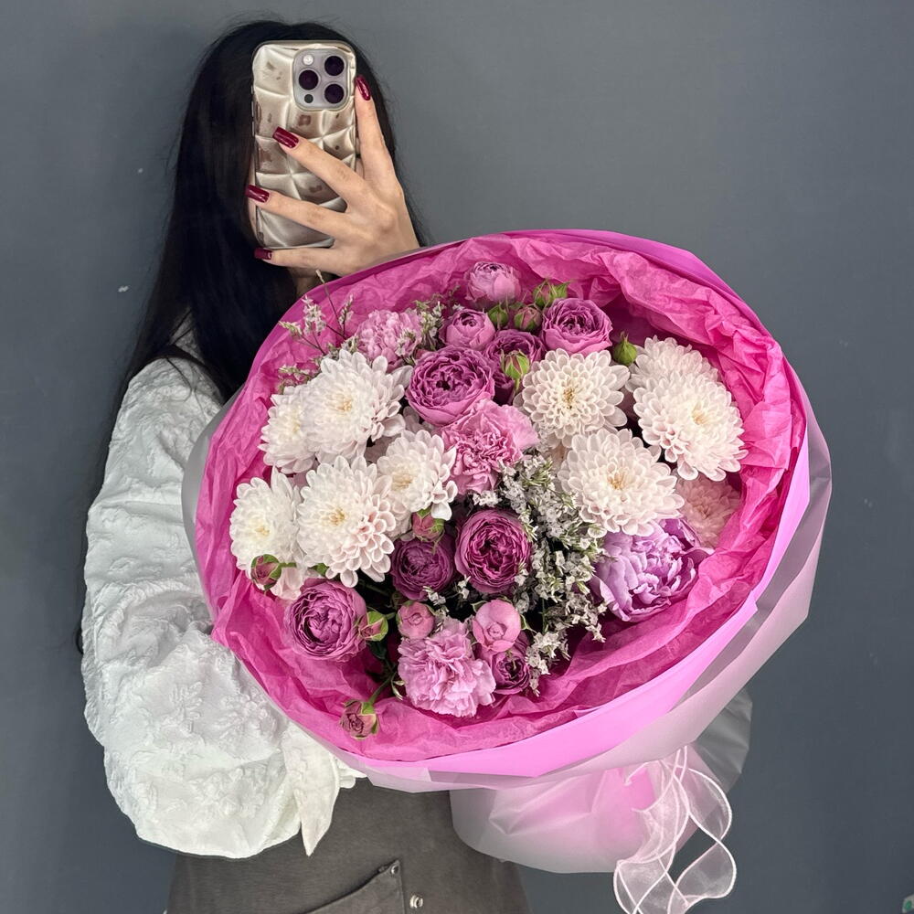 Авторский букет💐 с Пионами и Кустовой Пионовидной Розы