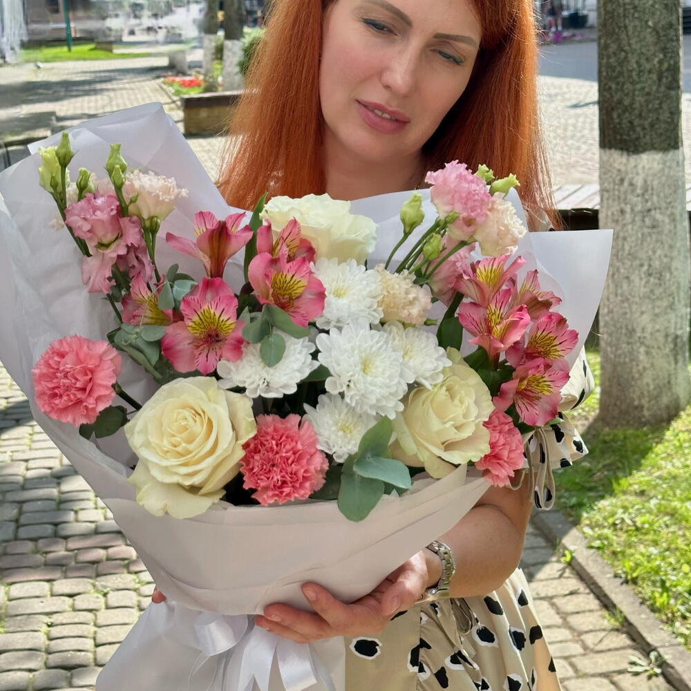 Букет цветов микс