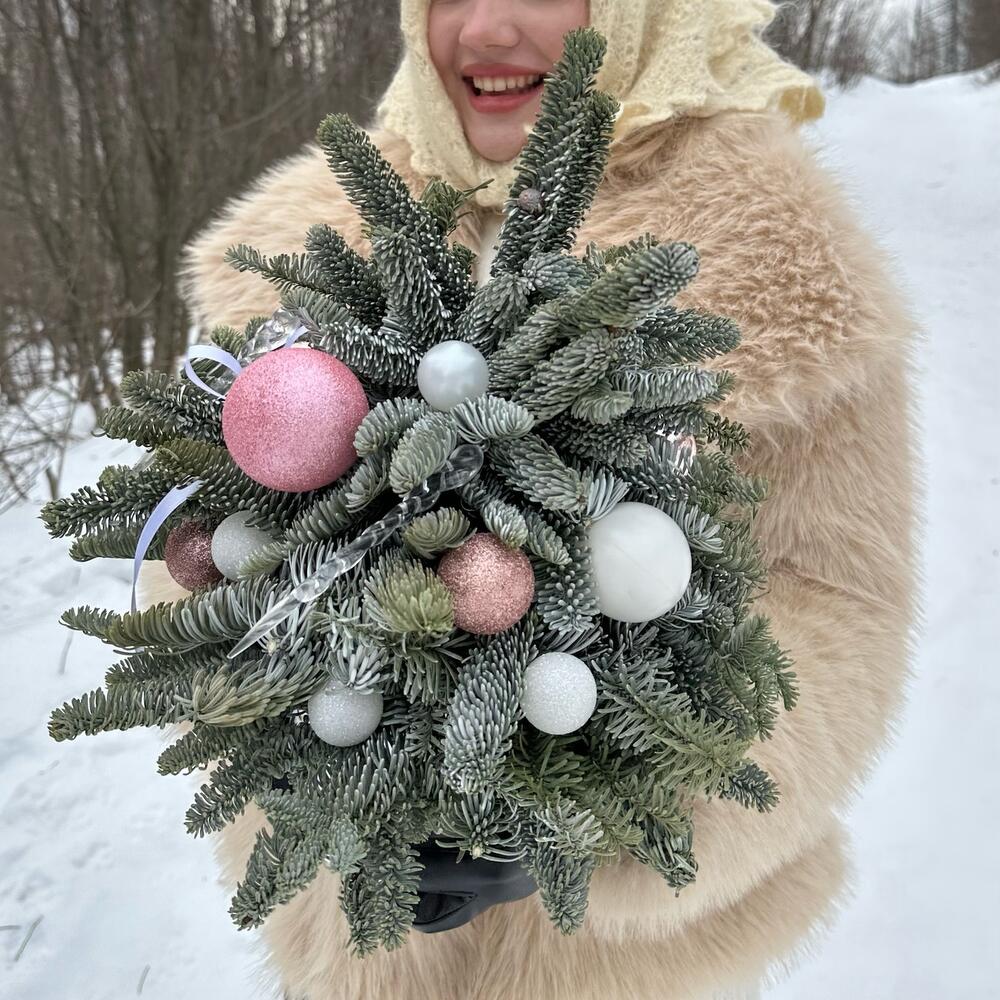 Ёлочка в нежно-розовых тонах
