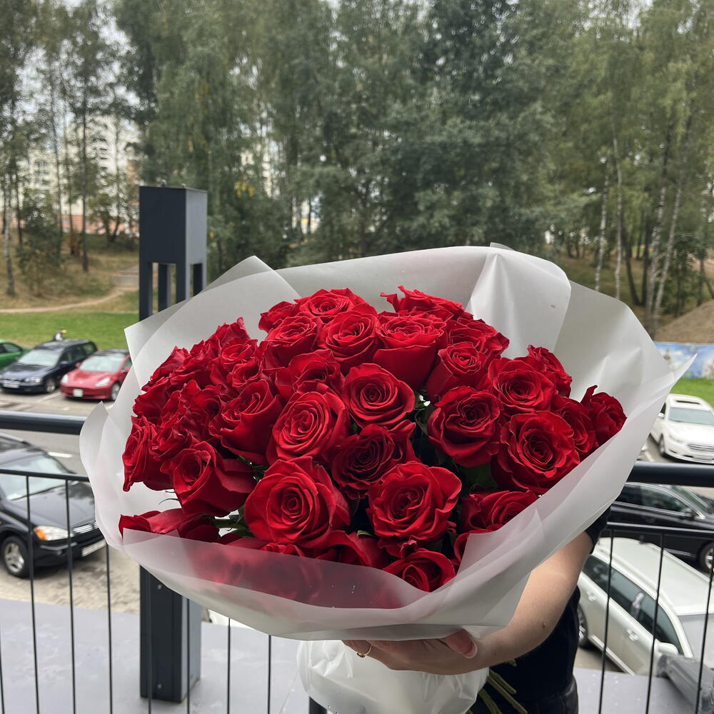 Букет красный 35