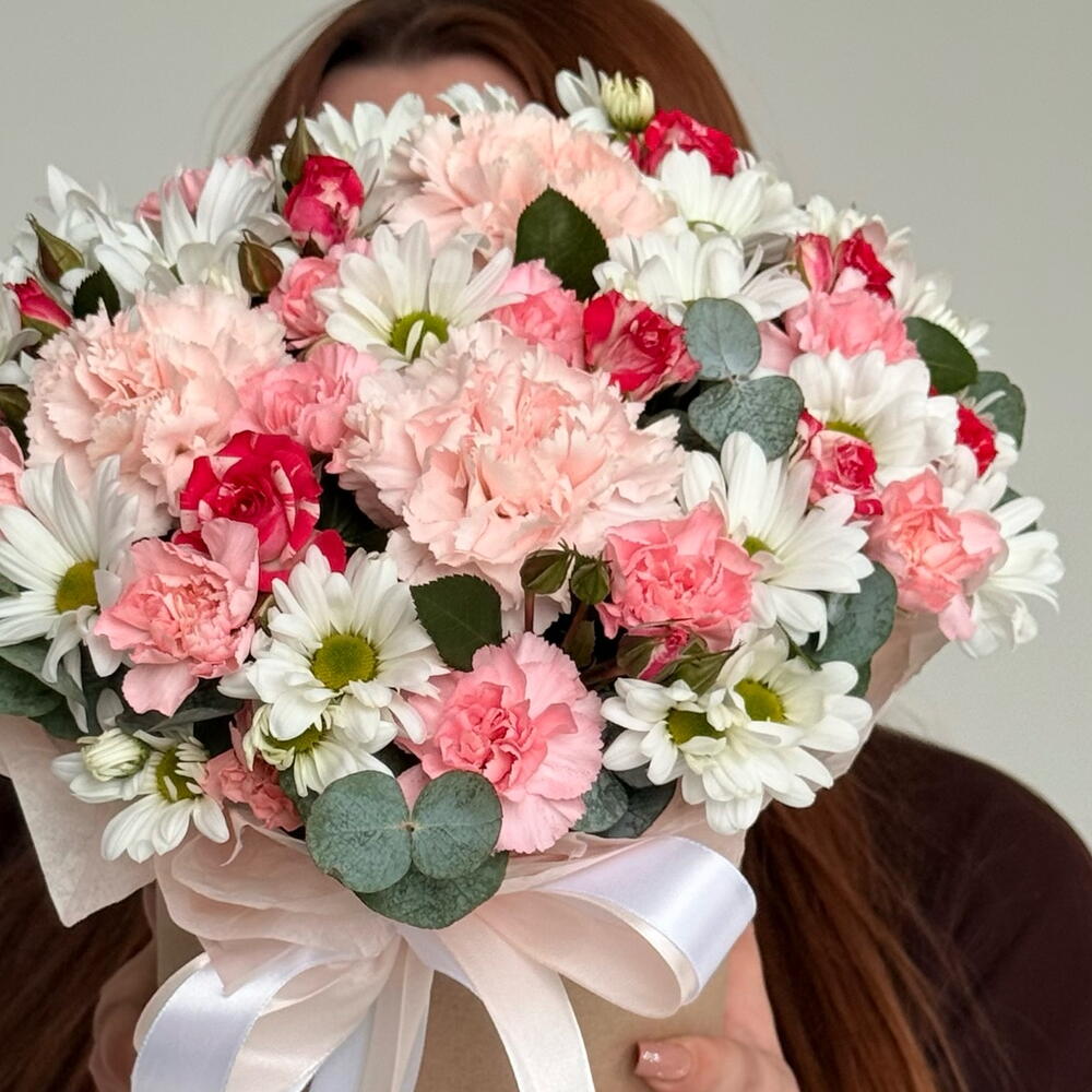 Композиция в коробке «Цветочная полянка»