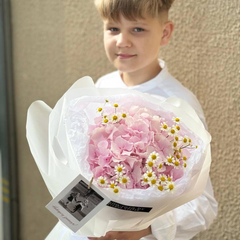 Букет-комплимент из розовой гортензии