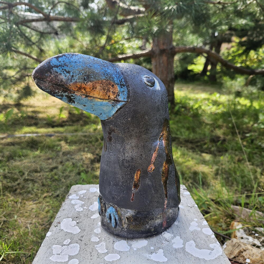 Фигурка Тукан с синим клювом