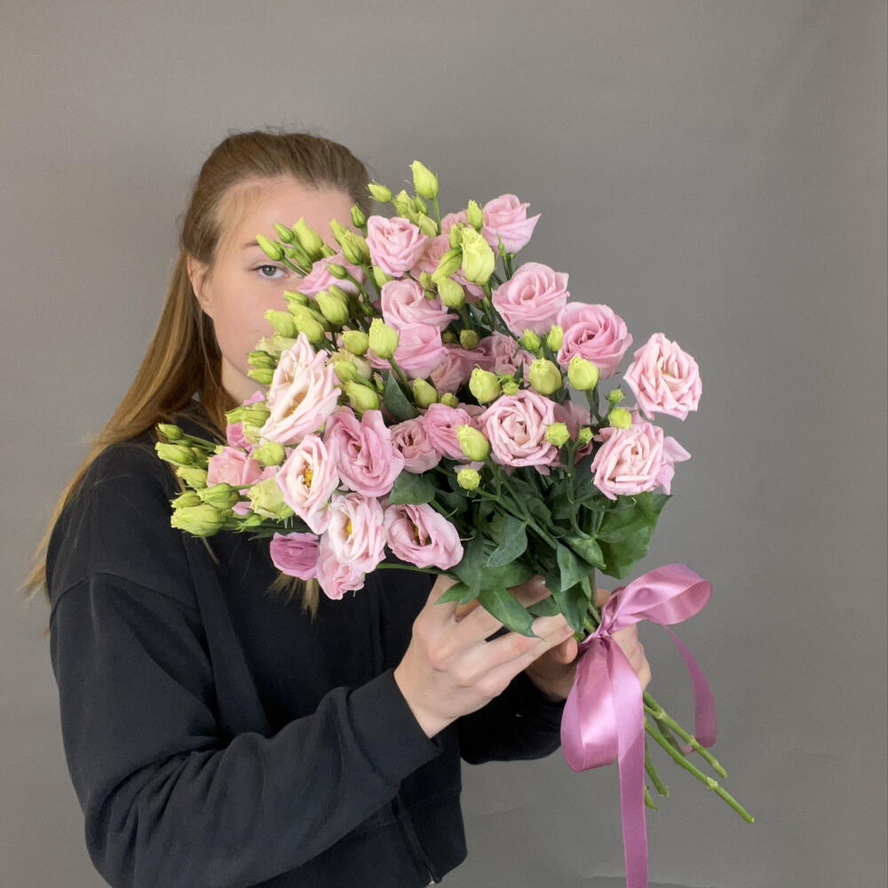 Монобукет 7 лизиантусов 🌸