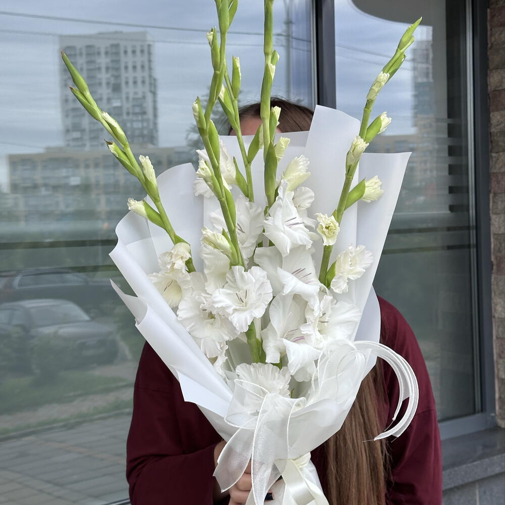 Гладиолусы сезонные