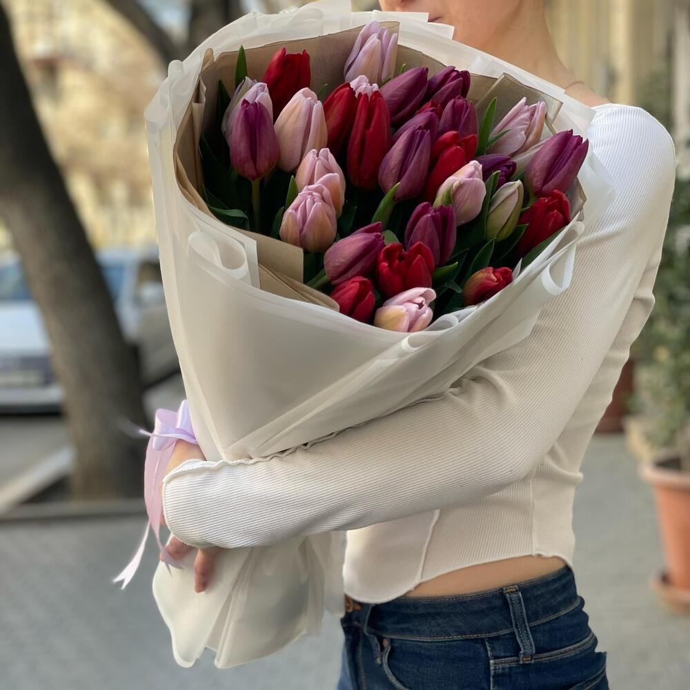 Tulips 29 pieces