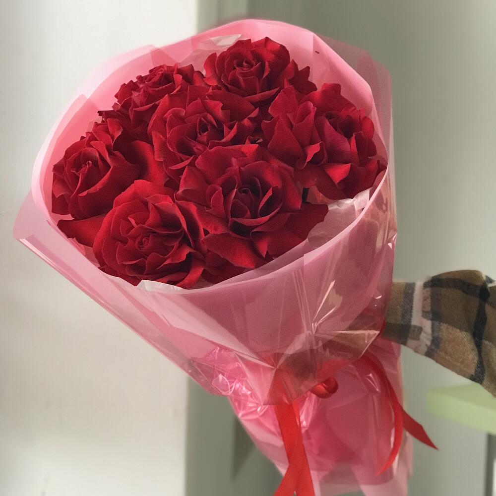 7 красных французских роз Buket flowers