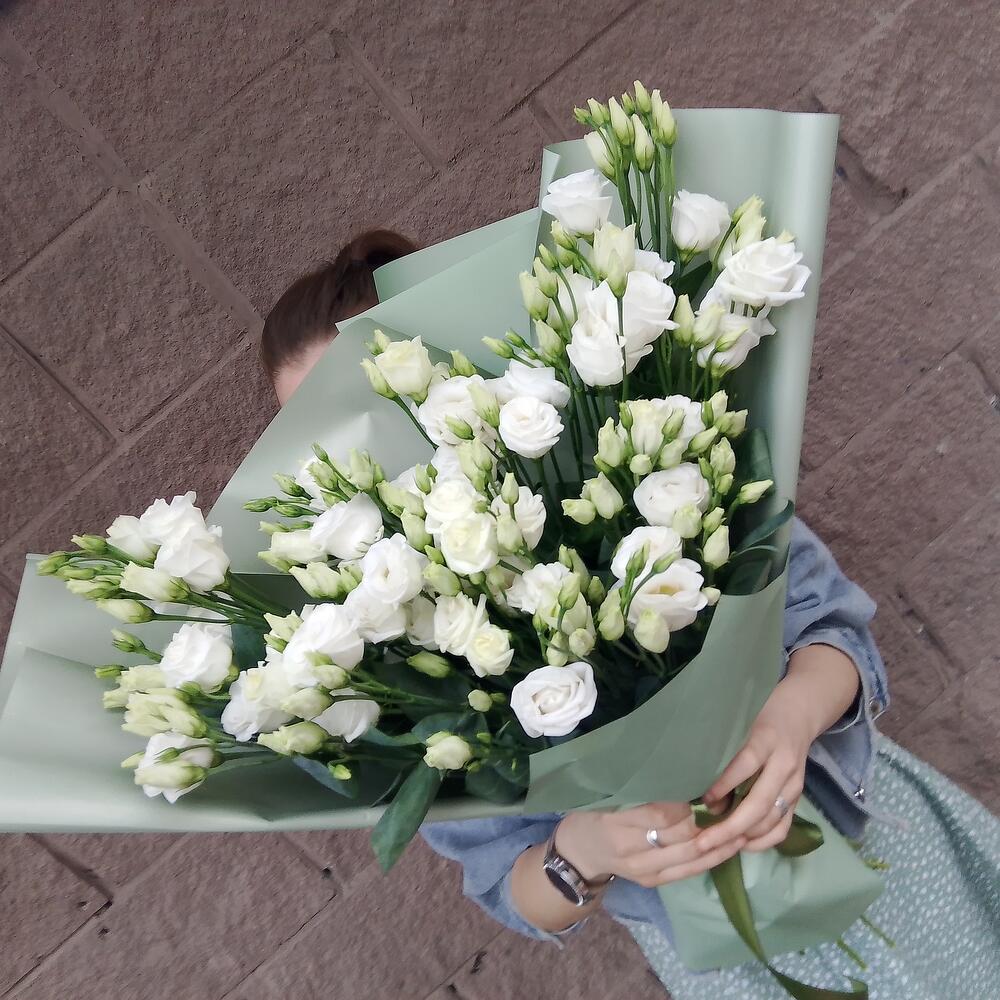 Букет из эустомы