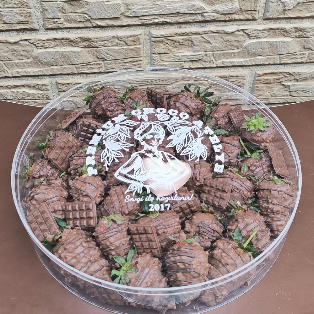 Клубника в шоколаде