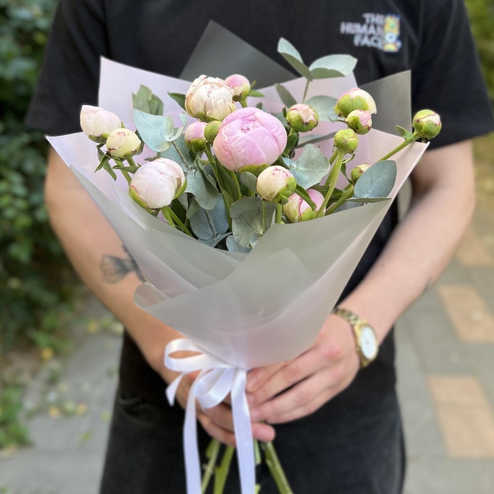 Кустовые пионы 5💗с эвкалиптом