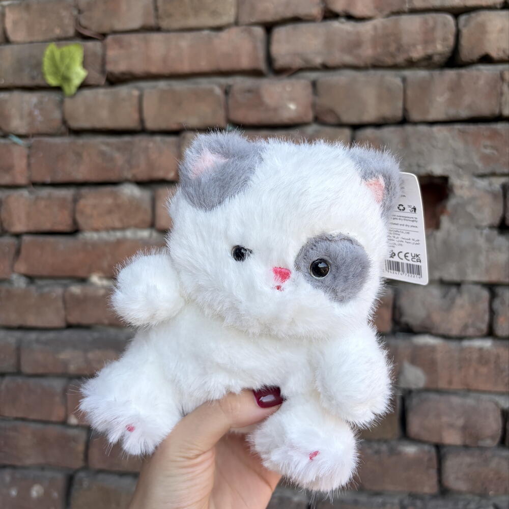 cat grey 15cm