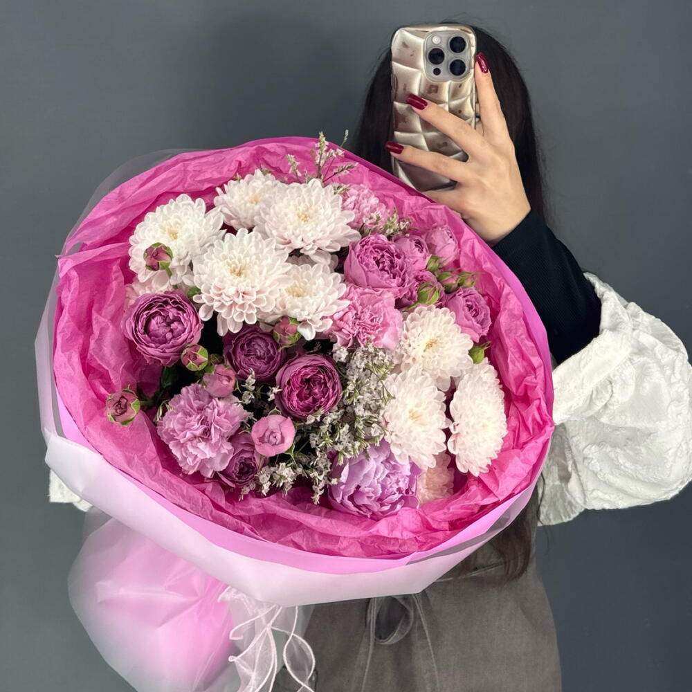 Авторский букет💐 с Пионами и Кустовой Пионовидной Розы