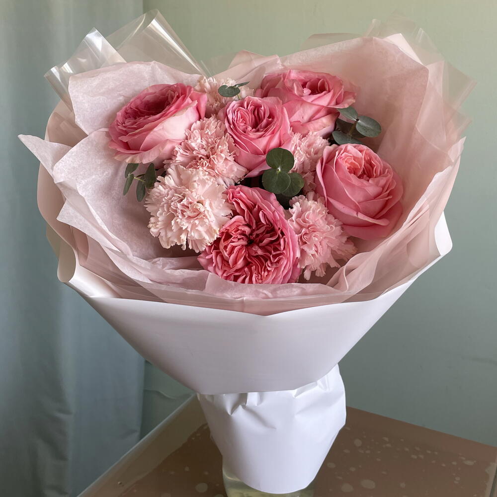 Букет Пинк Экспрешн Роза/Диантус/Эвкалипт💕