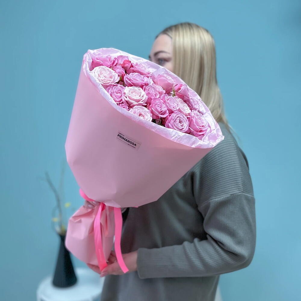 Букет из 7 кустовых роз Бомбастик «Розовая нежность» 🌸 38999