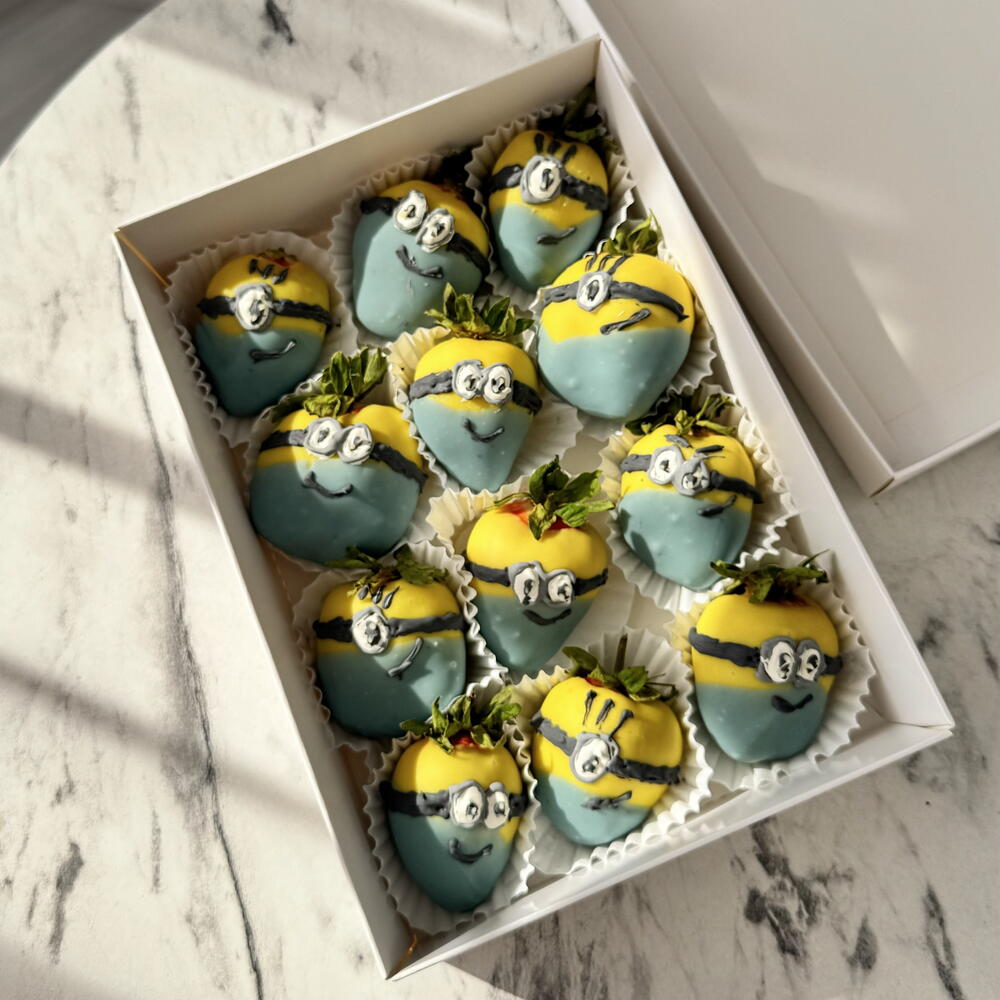 Клубника в шоколаде Миньоны 12 шт