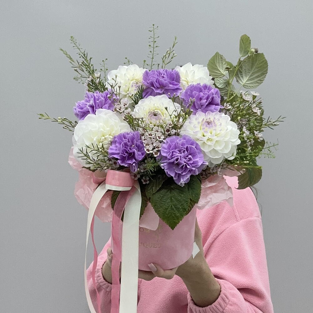Коробка с диантусами💜