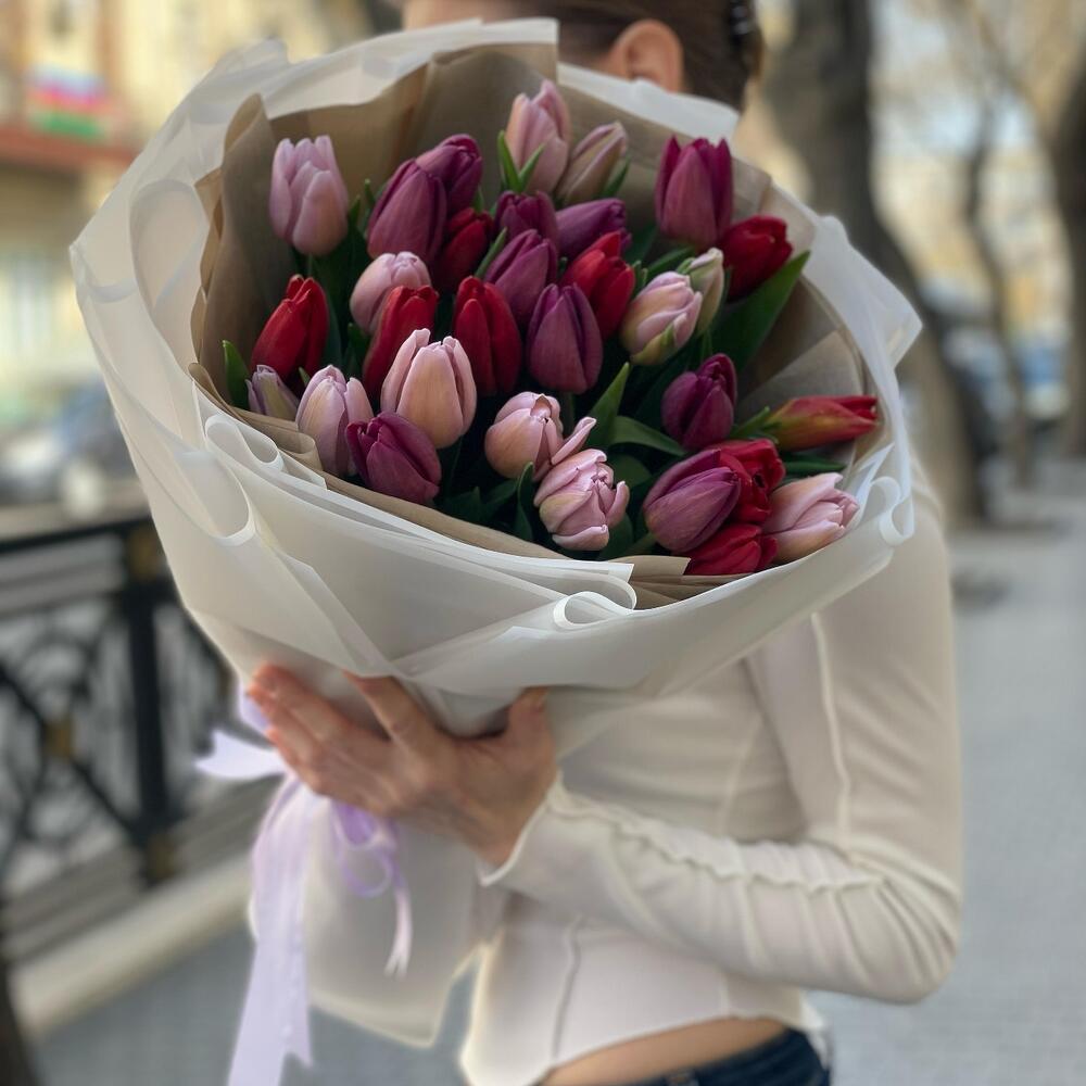 Tulips 29 pieces