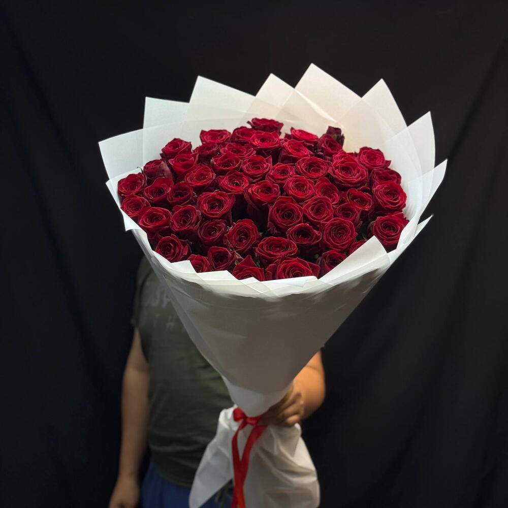 Красные розы  🌹