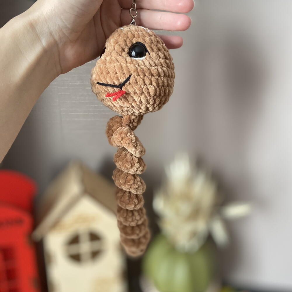 Брелок змейка