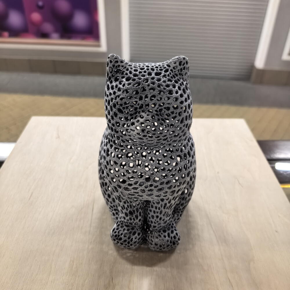 Фигурка котик