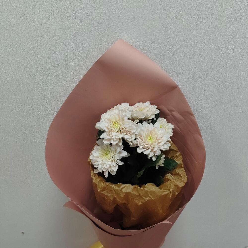 Букет из кустовых хризантем