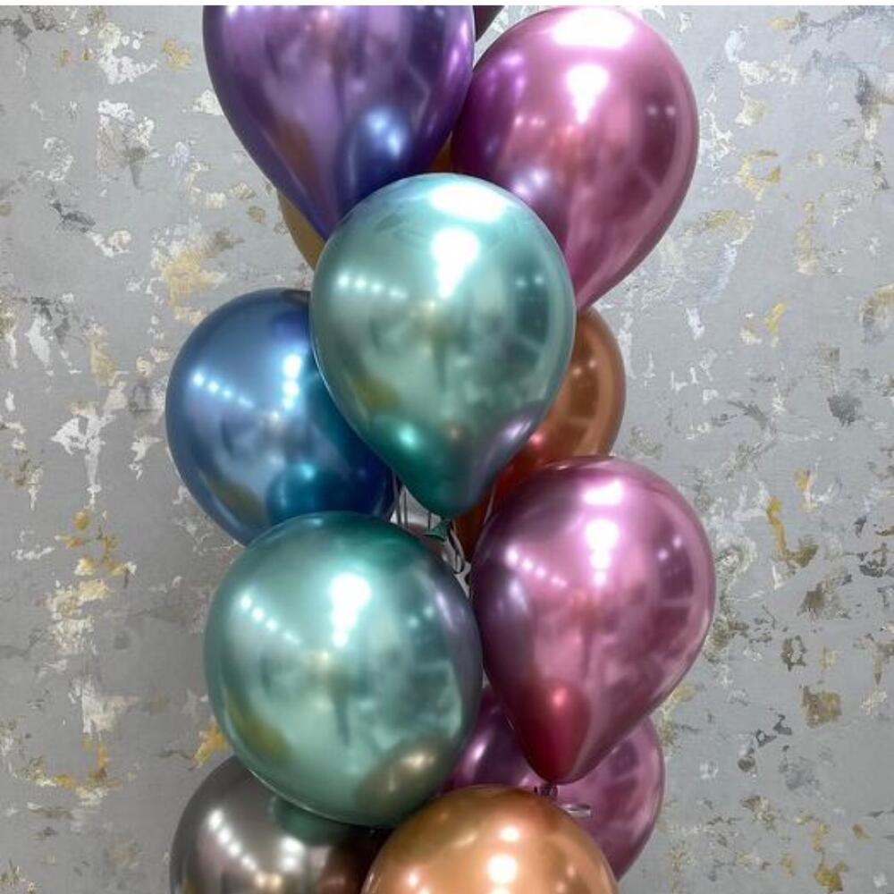 A bundle of 13 helium balloons chrome