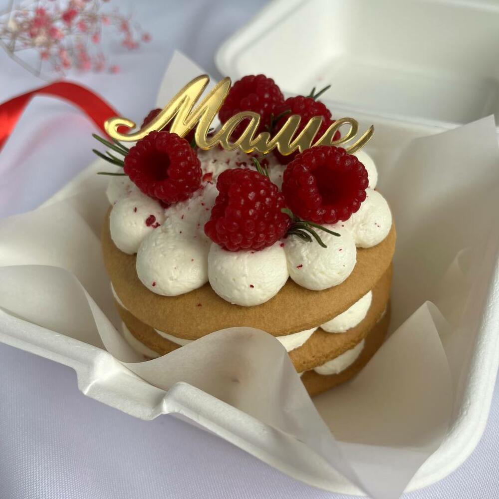 Бенто-медовик Маме