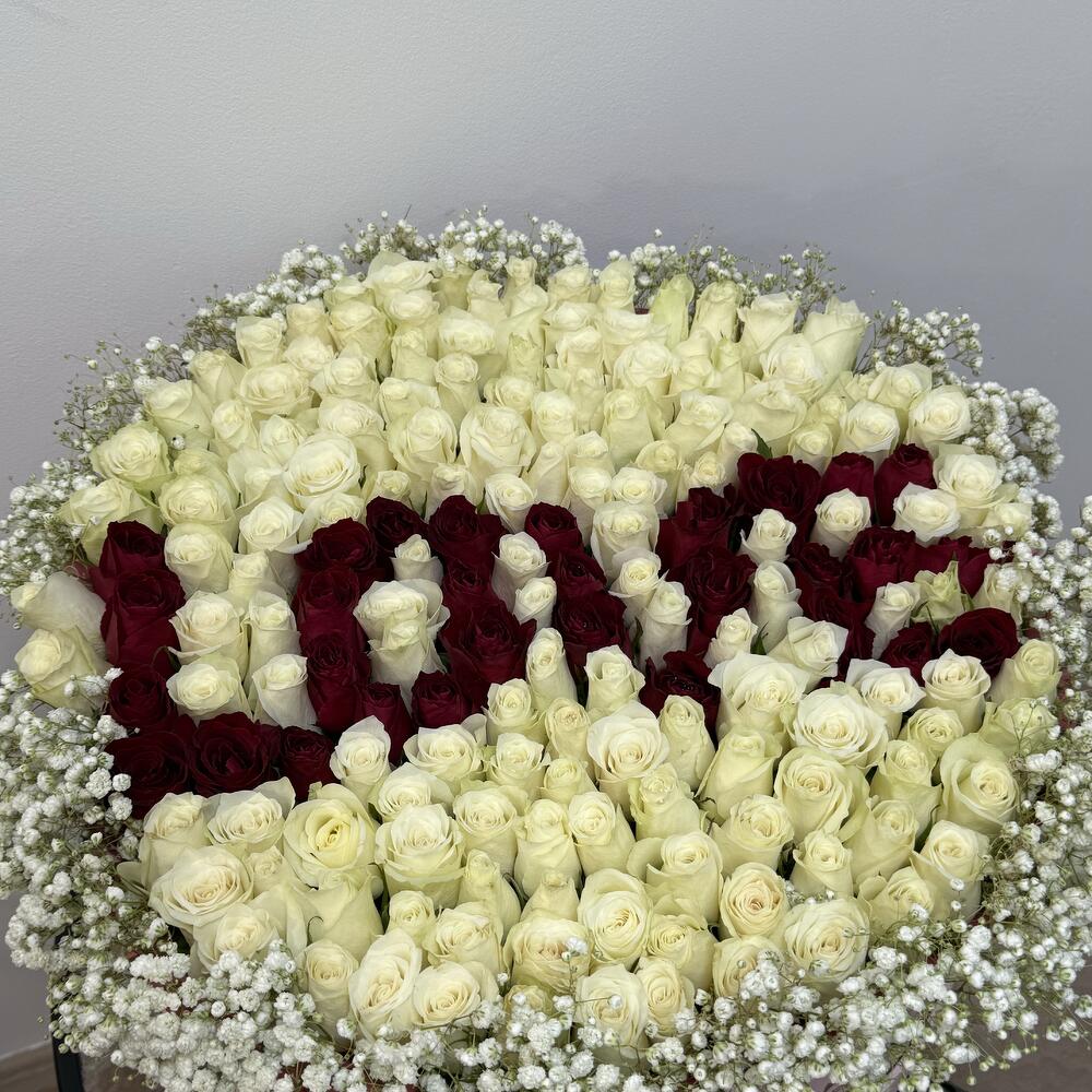 Композиция "LOVE"