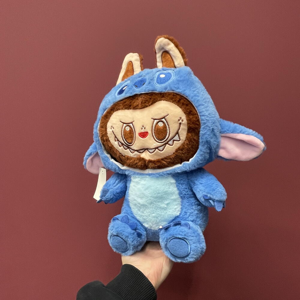 Плюшевая игрушка в костюме Стича